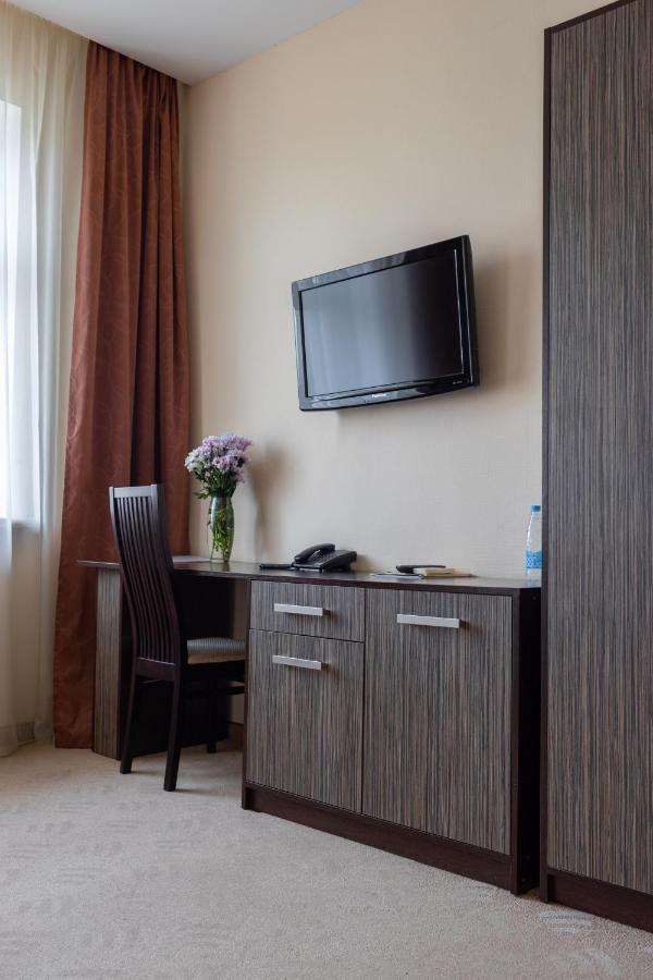 Neman Hotel Гродно Екстериор снимка