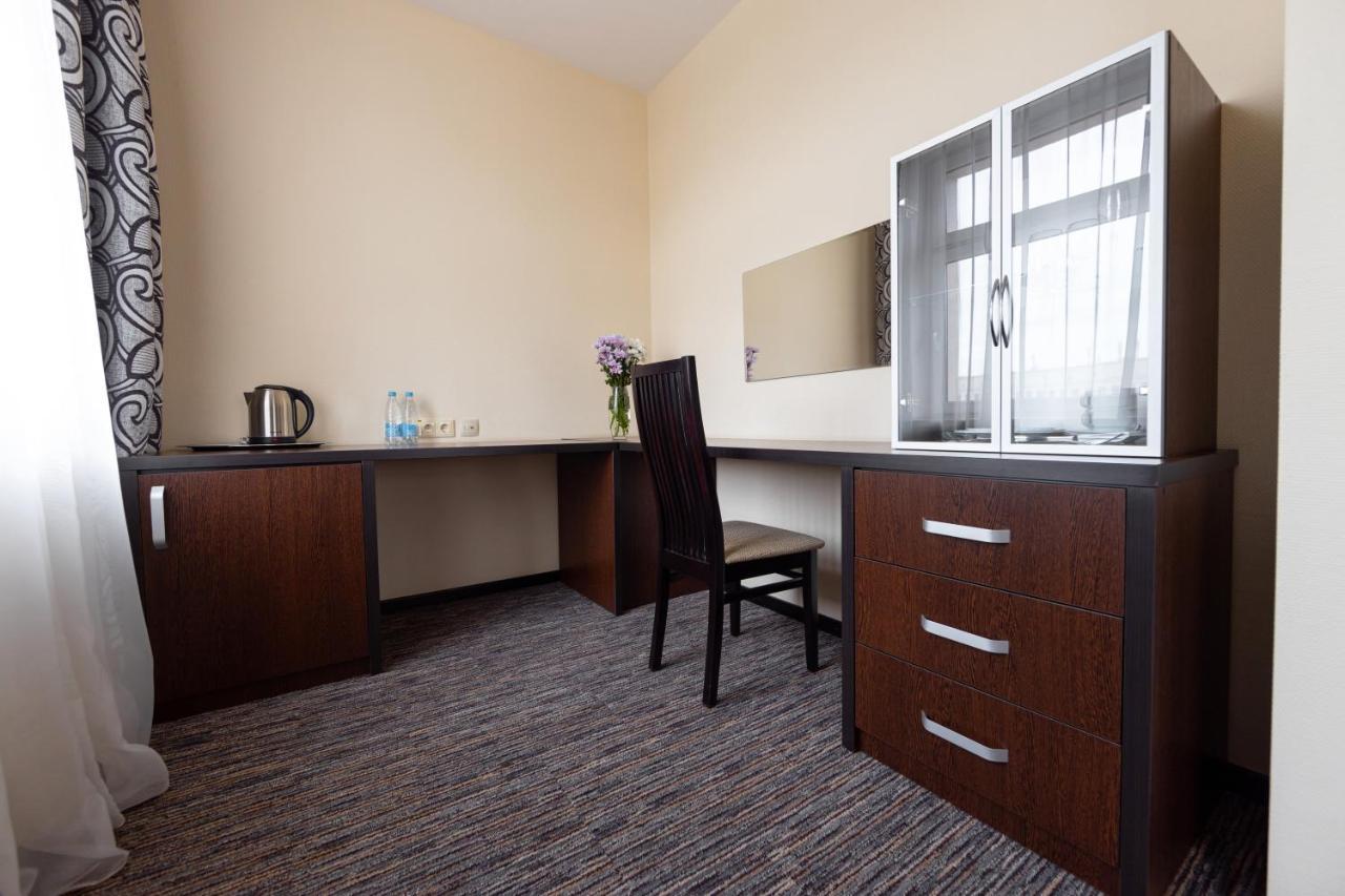 Neman Hotel Гродно Екстериор снимка