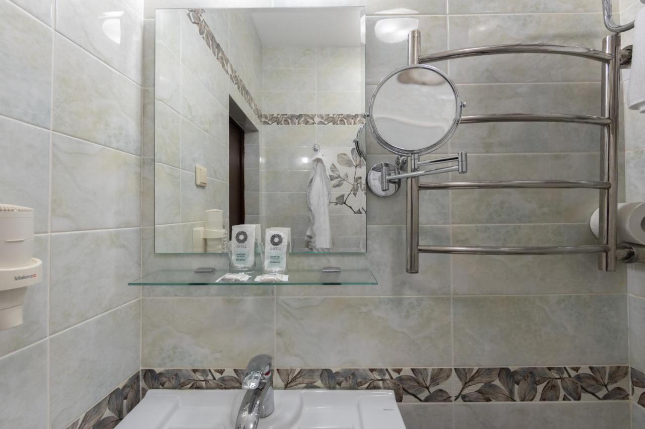 Neman Hotel Гродно Екстериор снимка