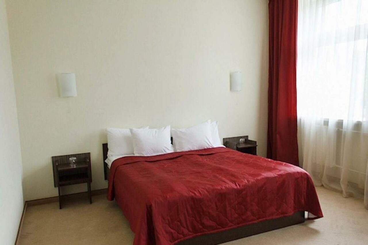 Neman Hotel Гродно Екстериор снимка